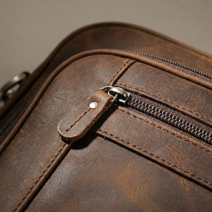 Structured Professional Daily Briefcase - Vintaro