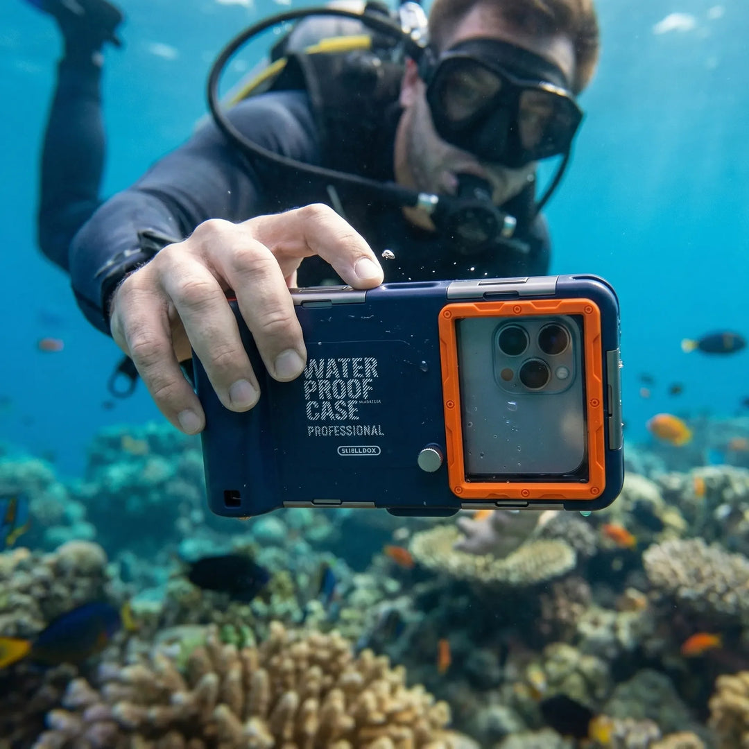 Submersible Phone Case - AquaGrip