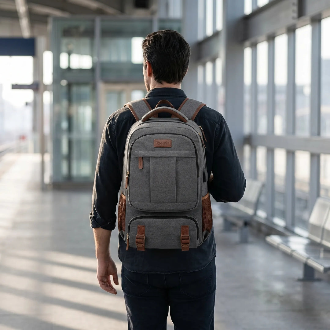 Tech Backpack - Journia
