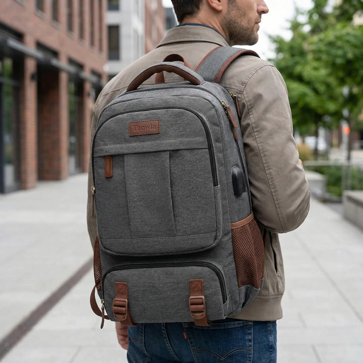 Tech Backpack - Journia