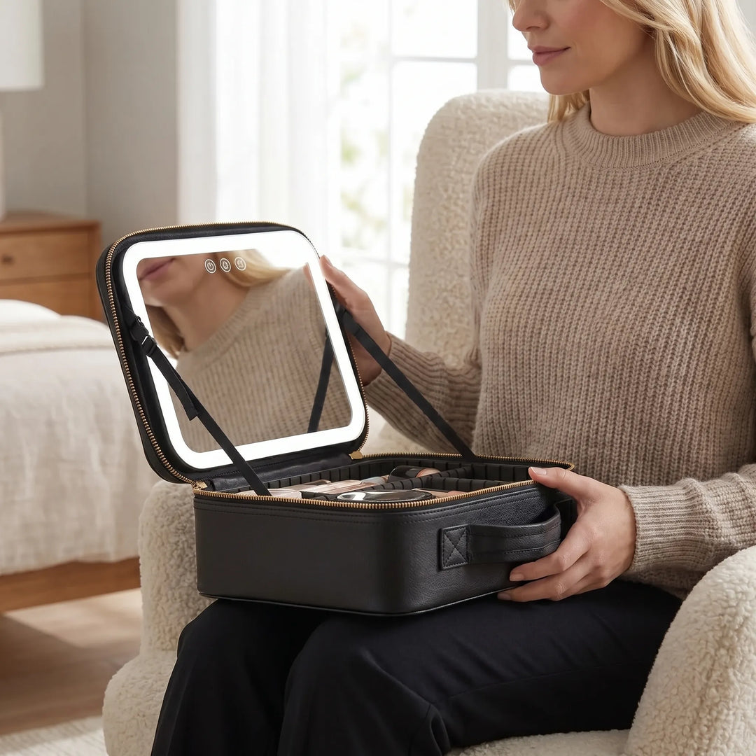 Travel Makeup Case - Lumicase