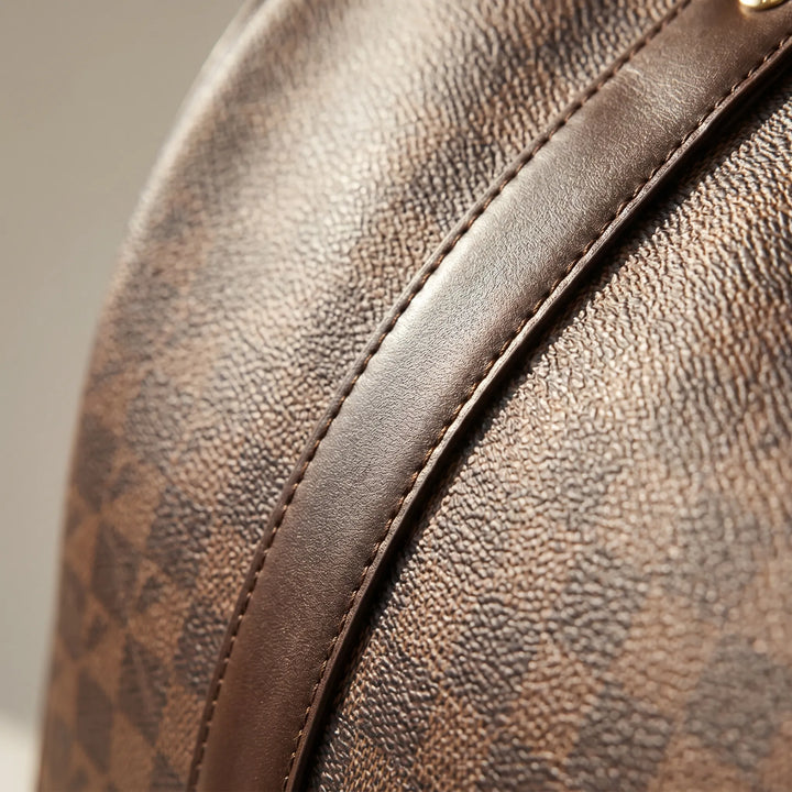 Unisex Classic Monogram Duffel Bag - Dufaro