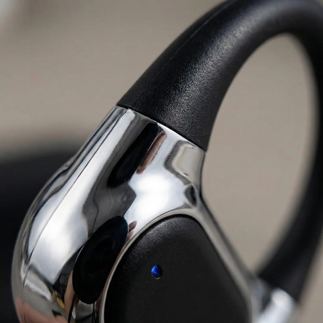 Real-Time Translation Earbuds With LCD Case - Translura