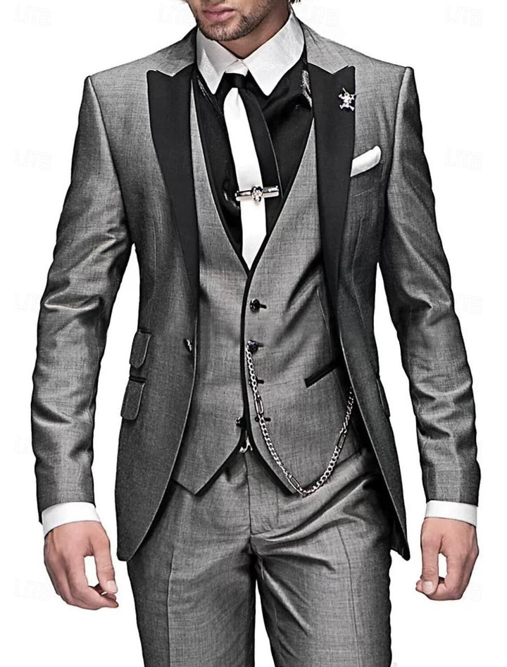 Men's Elegant Three-Piece Tailored Occasion Suit Set 3