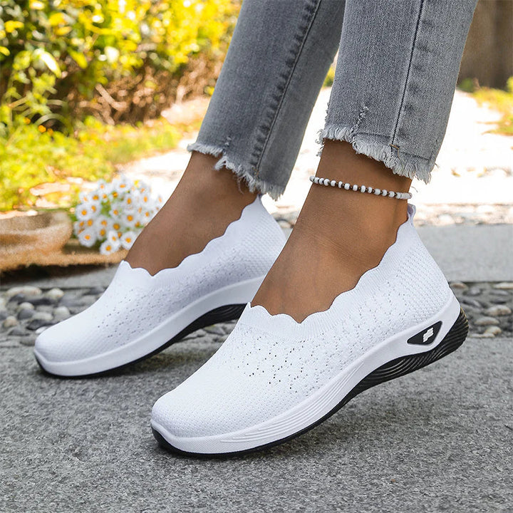 Cushioned Slip-On Walking Shoes for Women, Lightweight and Breathable 21