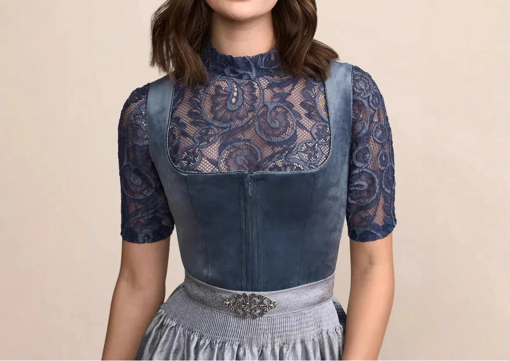 Women's Dirndl Dress with Decorative Trim, Apron and Pleated Skirt 2