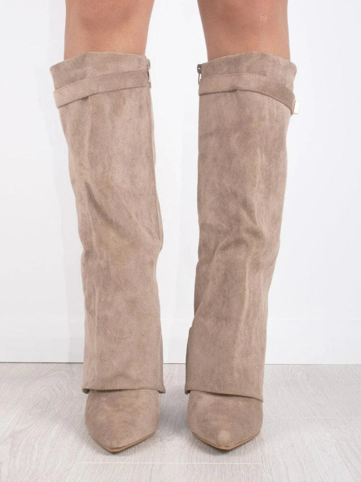 Elegant Women's Shoes in High Quality - Golden Details 5