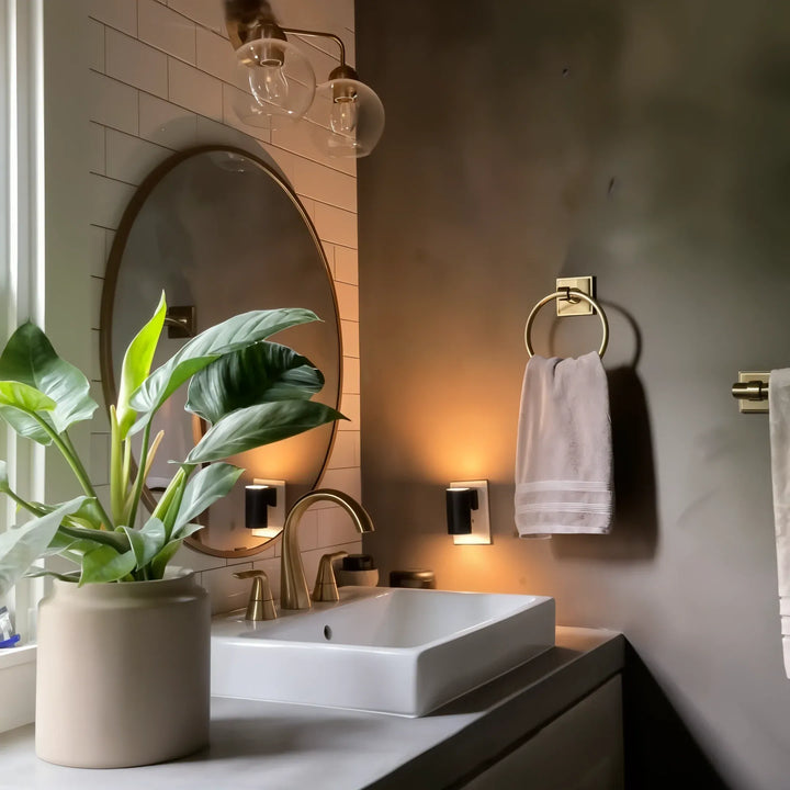 NightLuxe Bauhaus Design Night Lamp - Dimmable LED 4