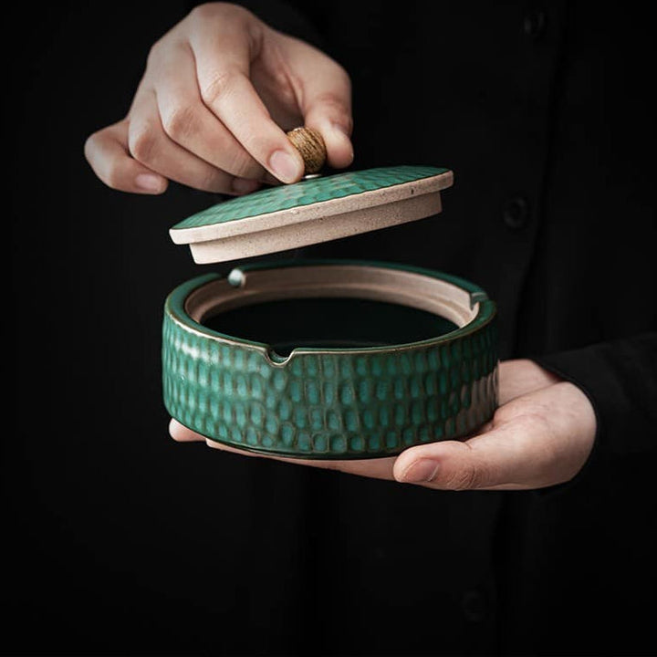 Handmade Ceramic Ashtray with Wooden Lid, 12.5 cm 3