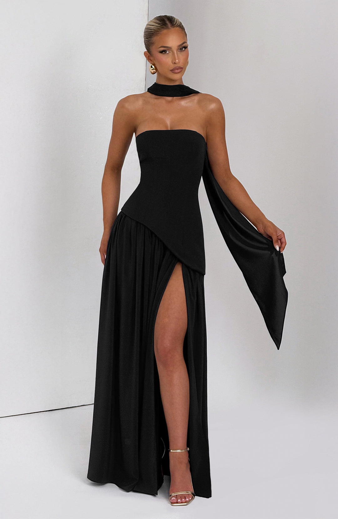 Twilight Maxi Dress in Lightweight Flowing Fabric 10