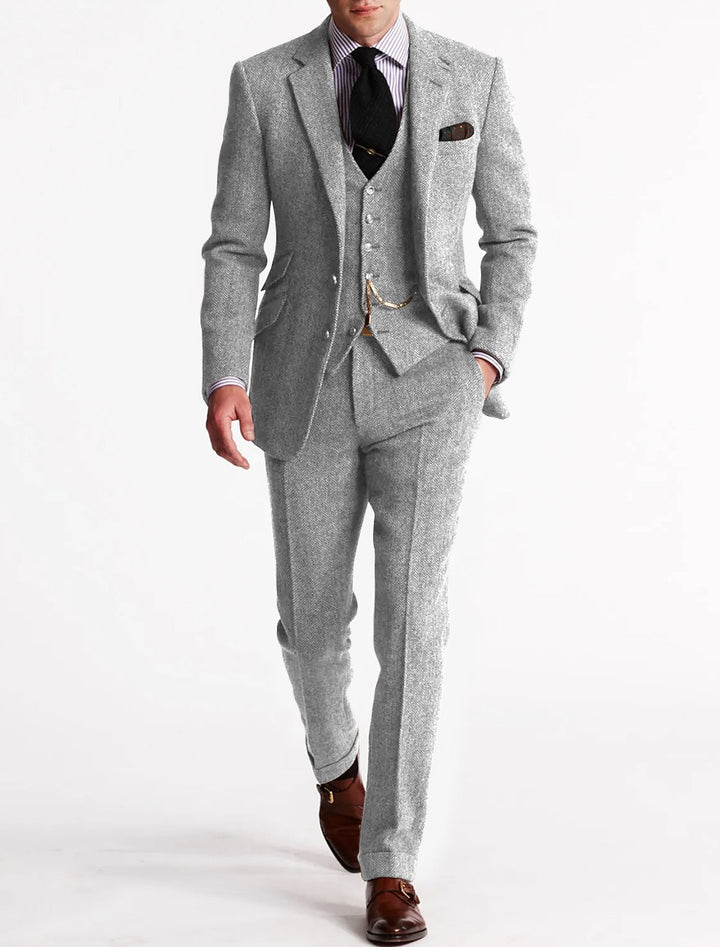 Men's Classic Tweed Three-Piece Suit 4