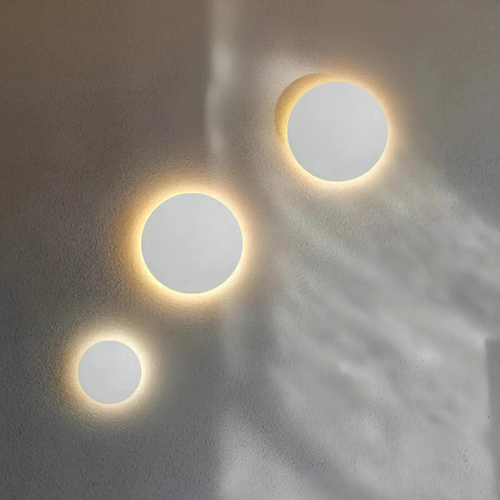 Waterproof Outdoor Wall Light with Modern LED Design for Patios and Entryways 4