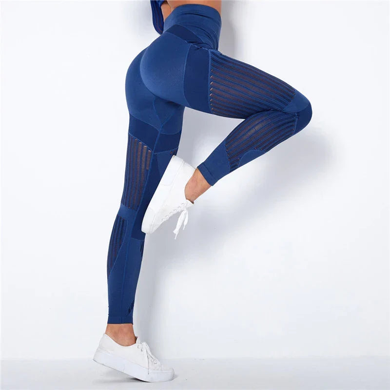 Compression Leggings for a Smoother Look with Contour Seams 3