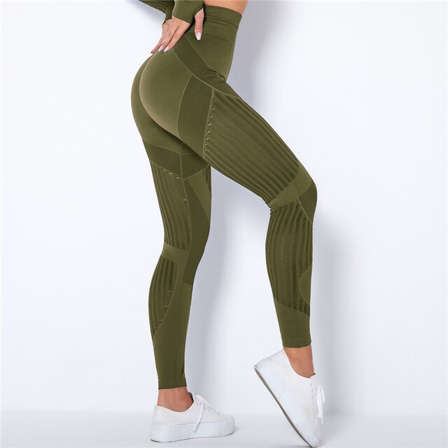 Compression Leggings for a Smoother Look with Contour Seams 5