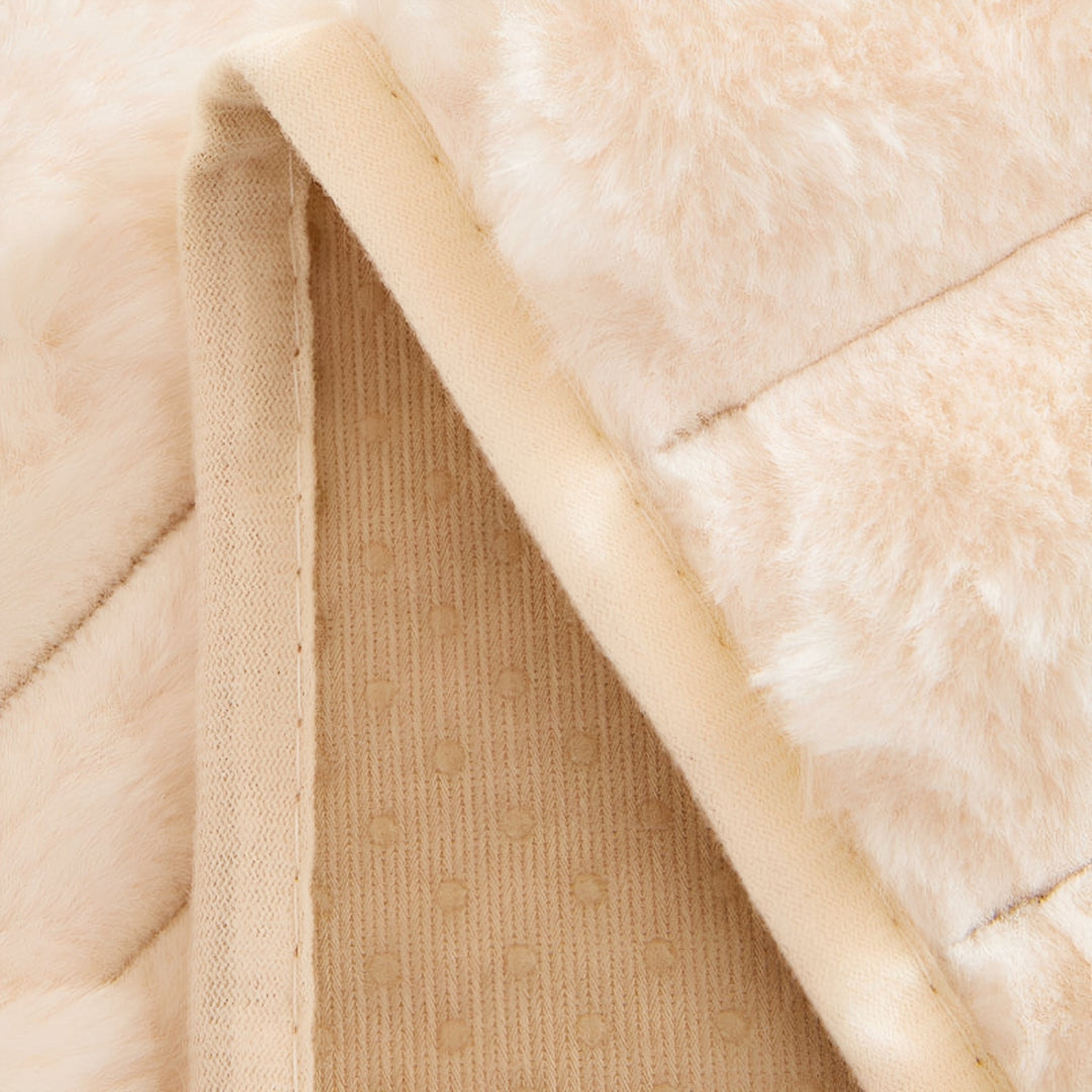 Plush Non-Slip Couch Cover for Dogs and Pets 6