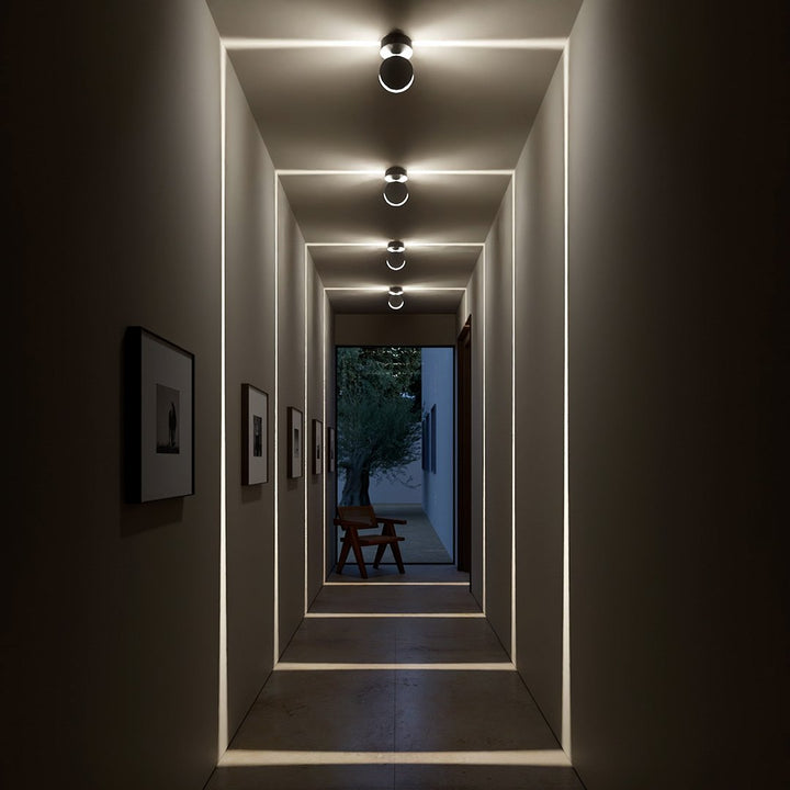 Modern LED Wall Light with 360° Rotating Head and Dual-Beam Square Light Effect 8