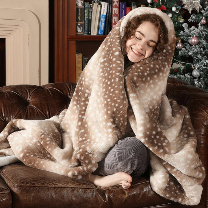 Reversible Faux Fur Deer Print Plush Throw Blanket 2
