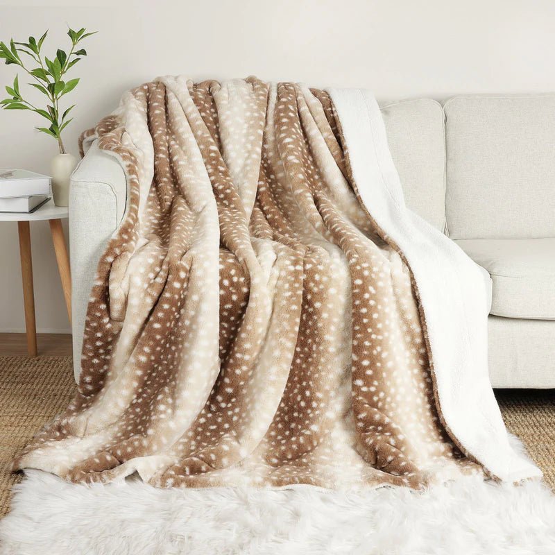 Reversible Faux Fur Deer Print Plush Throw Blanket 1